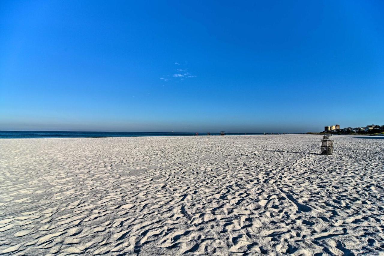 Coastal Sea Side Townhome - Walk To Beach! Clearwater Beach Exteriör bild
