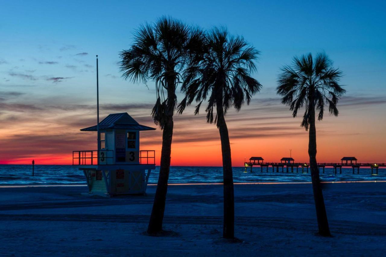 Coastal Sea Side Townhome - Walk To Beach! Clearwater Beach Exteriör bild